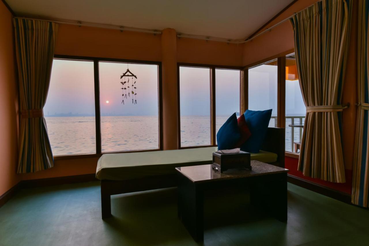 Lareena Resort Koh Larn Pattaya Ngoại thất bức ảnh