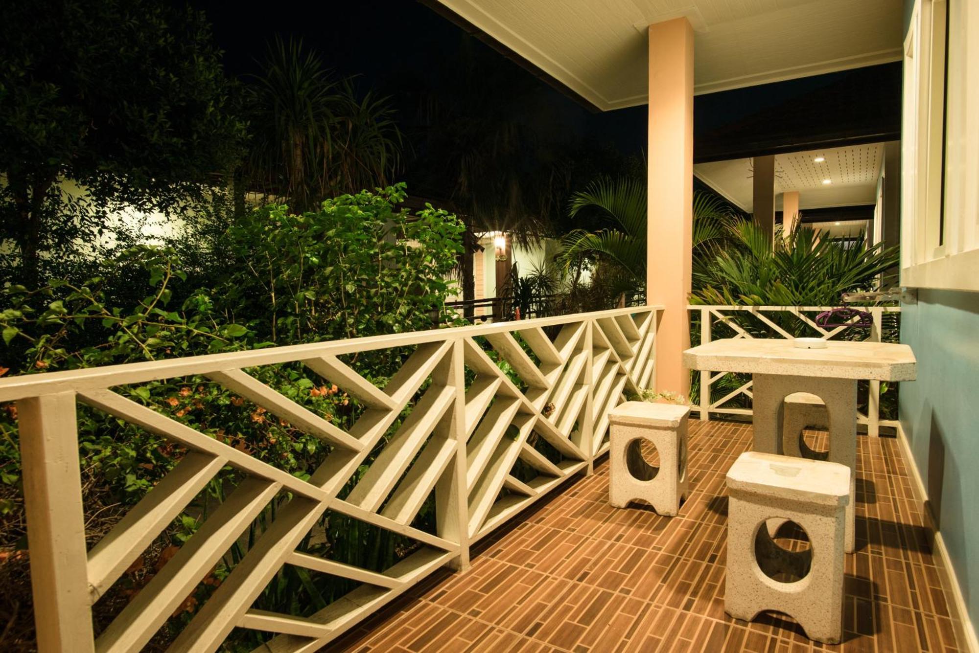 Lareena Resort Koh Larn Pattaya Ngoại thất bức ảnh